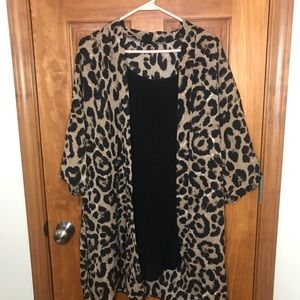 Black Jumper With Interchangeable Kimonos